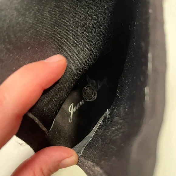 JOAN BOYCE Ankle Boots Black Velvet Rose Pink Sequins Size 8.5M -NEW - Picture 4 of 9